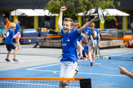 tenniskids@school juichen blij kind